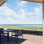 Seaside Gem With Views - By Traum