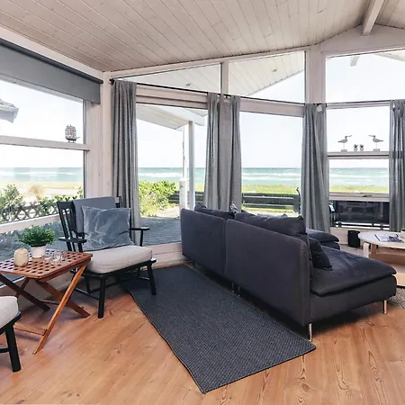 Seaside Gem With Views - By Traum Casa vacanze *
