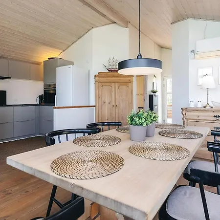 Vakantiehuis 4 Star In Otterup